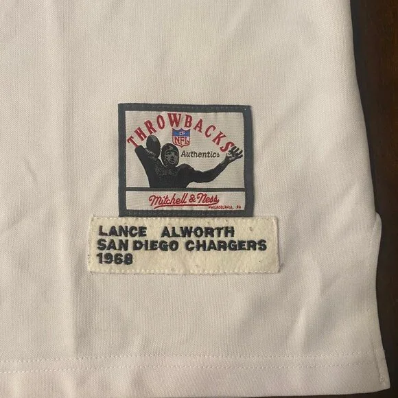 Men's 3XL (56) Mitchell & Ness San Diego Chargers #19 Alworth Jersey - Picture 4 of 4